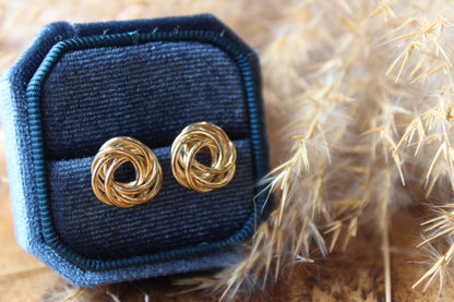 9ct Gold Swirl Knot Studs